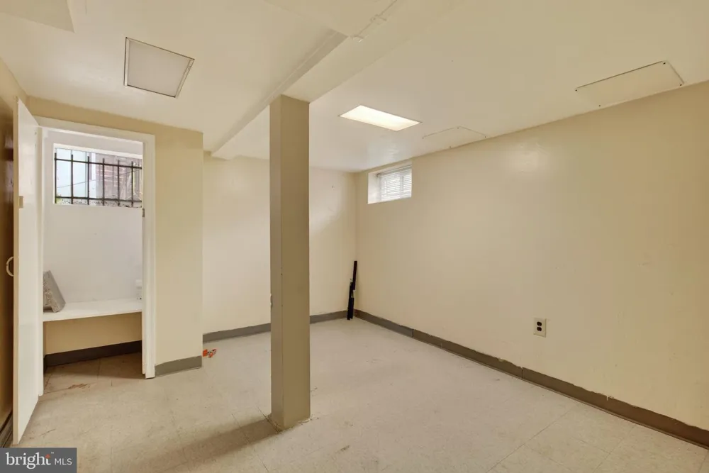 3477 HOLMEAD PLACE NW Washington, DC 20010