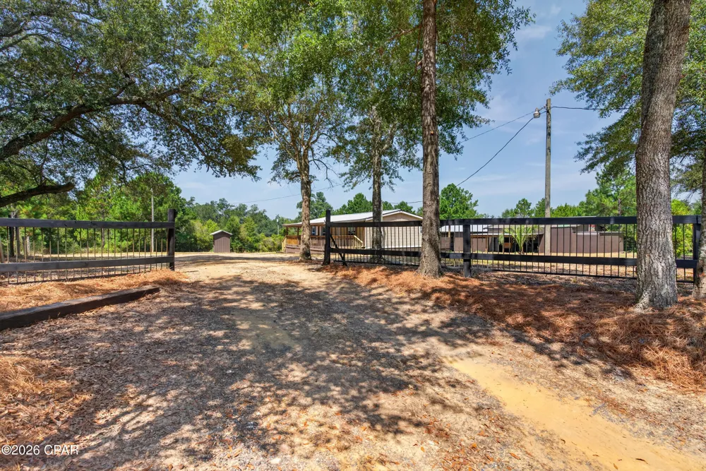 1718 Hwy 173 Graceville, FL 32440