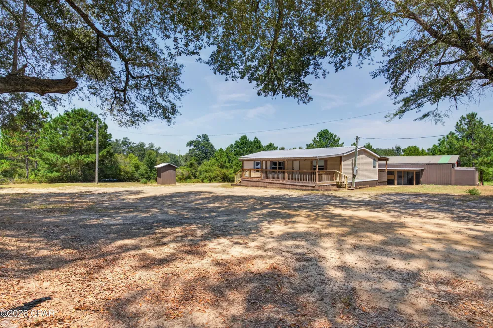1718 Hwy 173 Graceville, FL 32440