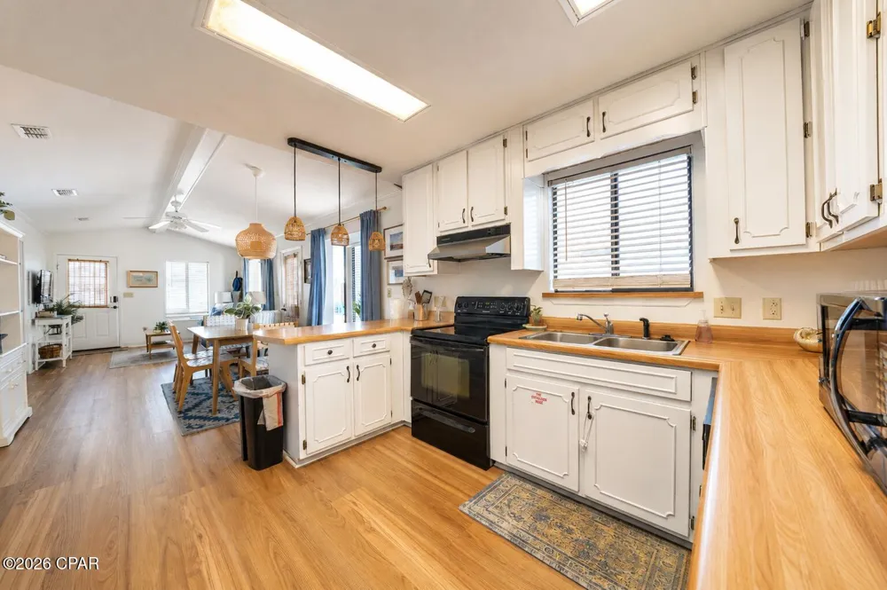189 S MARLIN DRIVE Panama City Beach, FL 32408