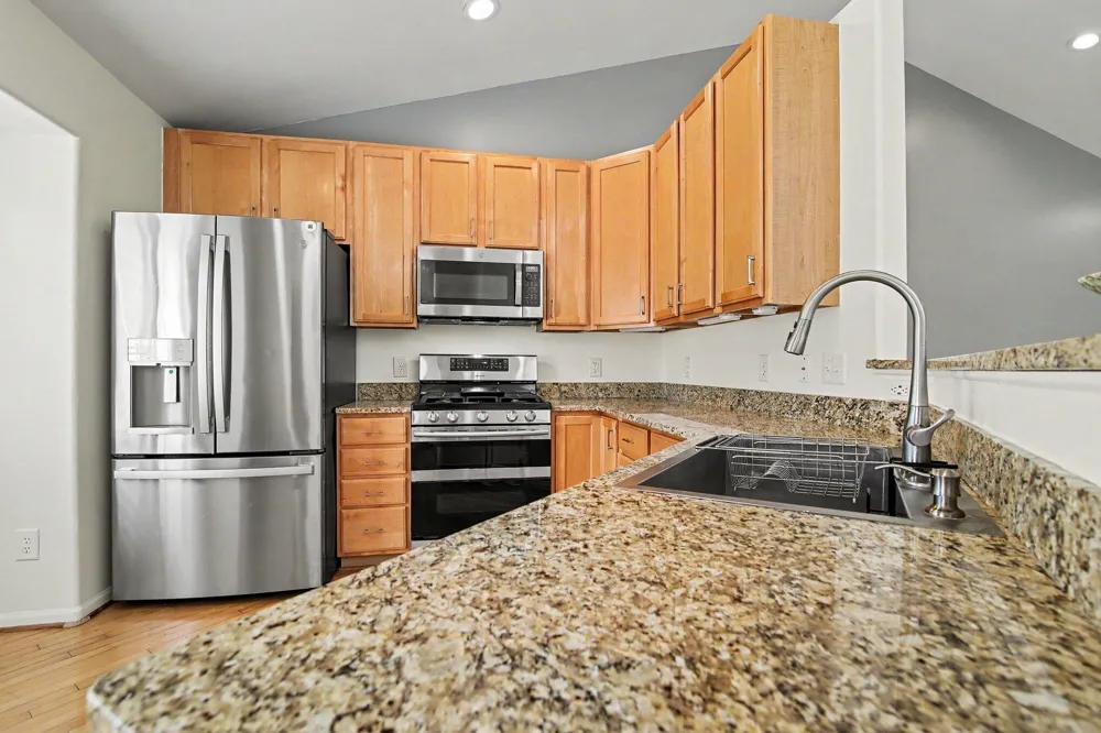 4023 Boulder Pond Drive Ann Arbor, MI 48108