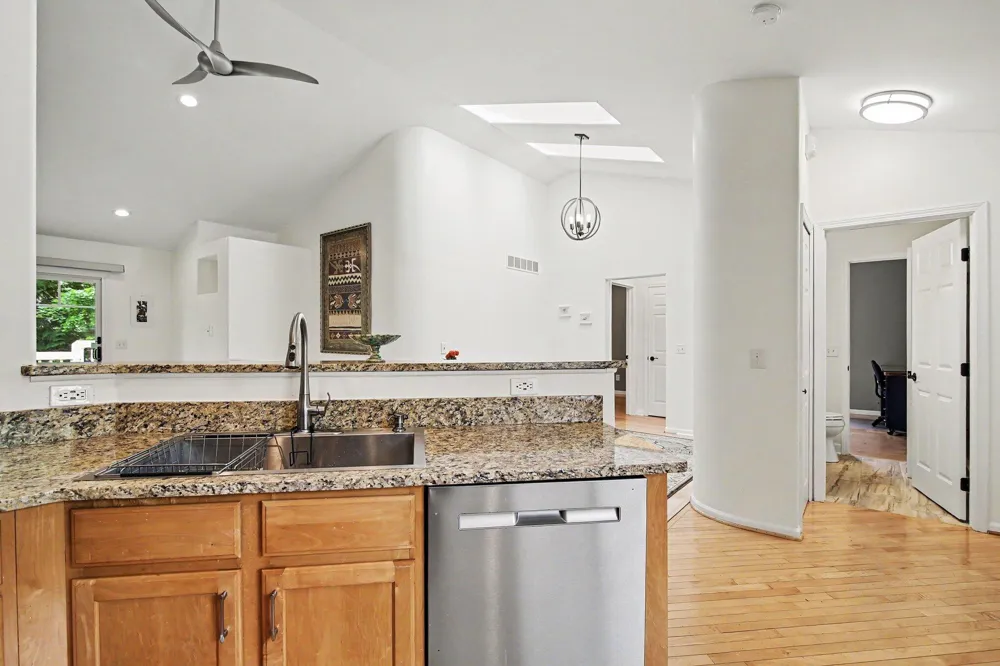 4023 Boulder Pond Drive Ann Arbor, MI 48108