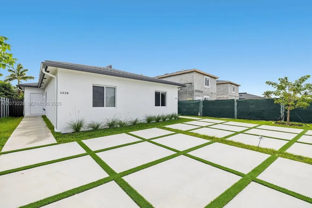 11238 SW 187th St #11238 Miami, FL 33157