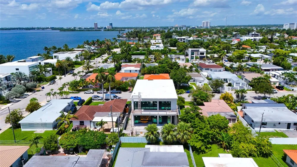 7509 Buccaneer Ave North Bay Village, FL 33141