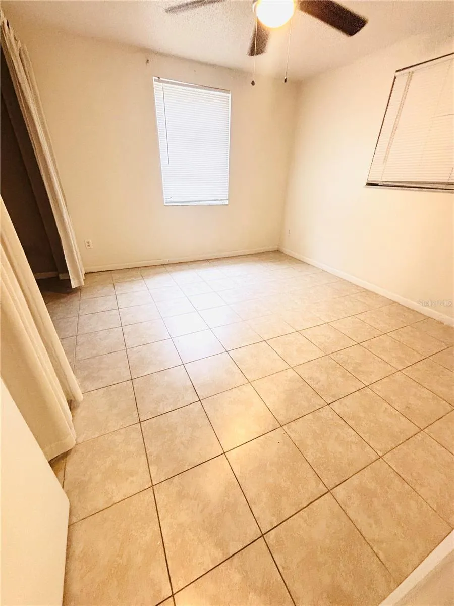 4824 8TH STREET Zephyrhills, FL 33542