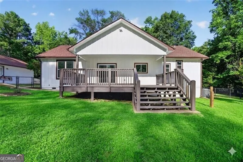 100 Willow Creek DR Locust Grove, GA 30248