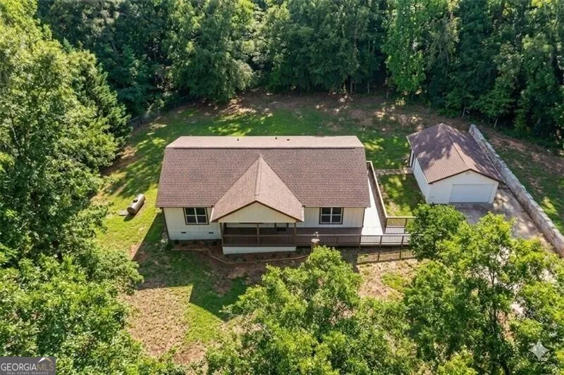 100 Willow Creek DR Locust Grove, GA 30248