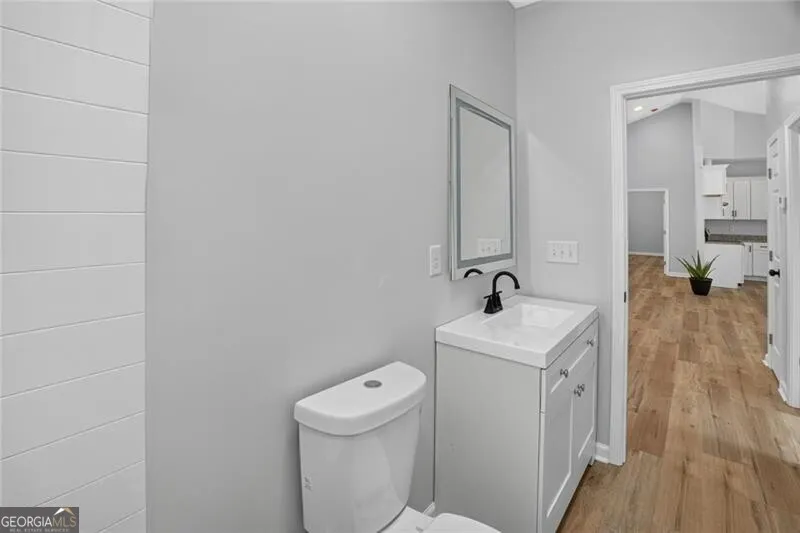 100 Willow Creek DR Locust Grove, GA 30248