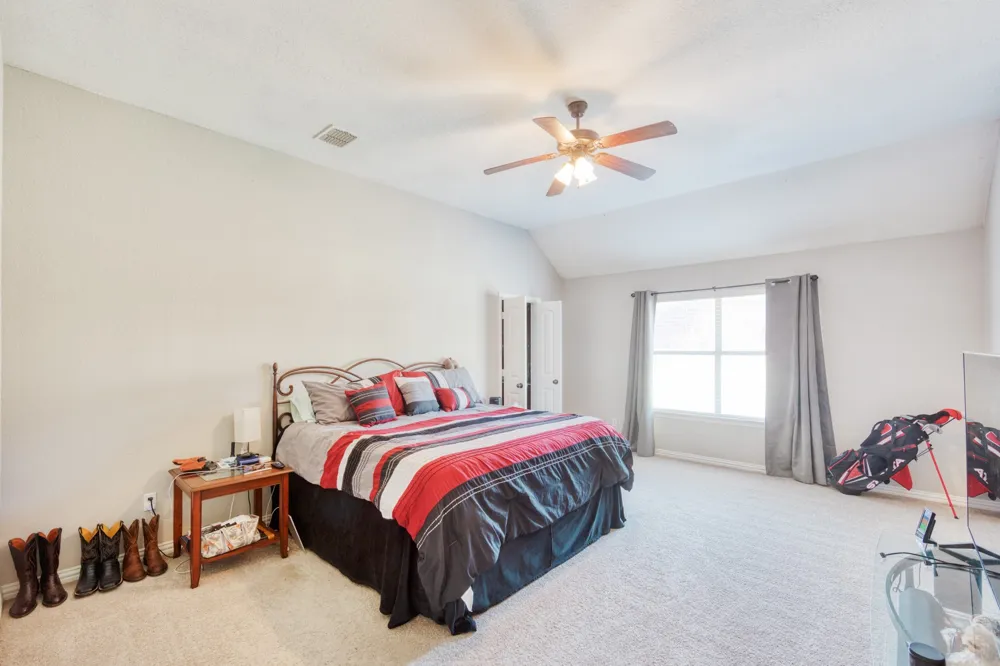 18 Pleasant Valley Sanger, TX 76266