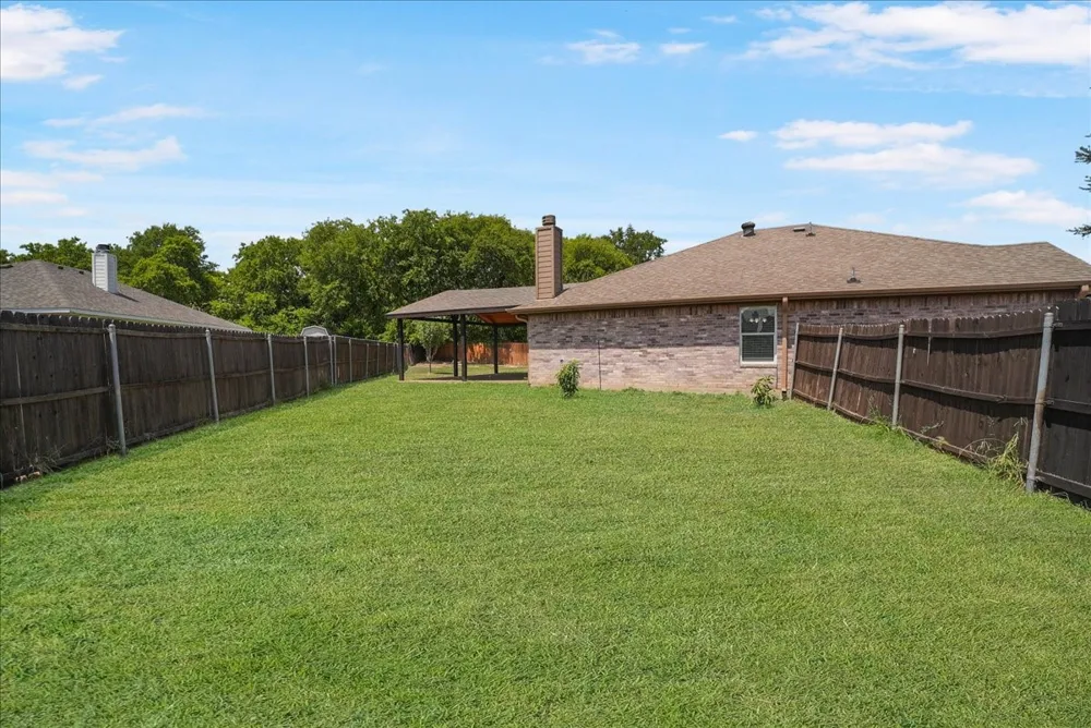 1002 James Donald Lane Glenn Heights, TX 75154