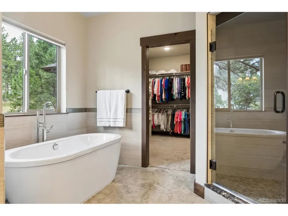 1240 Hoosier Drive Larkspur, CO 80118