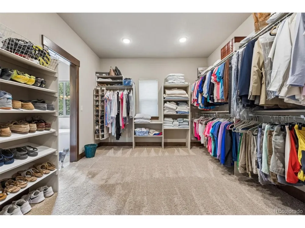 1240 Hoosier Drive Larkspur, CO 80118