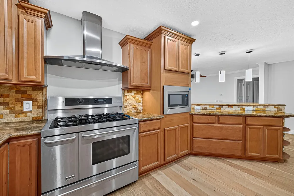 1609 Cheshire Lane Houston, TX 77018