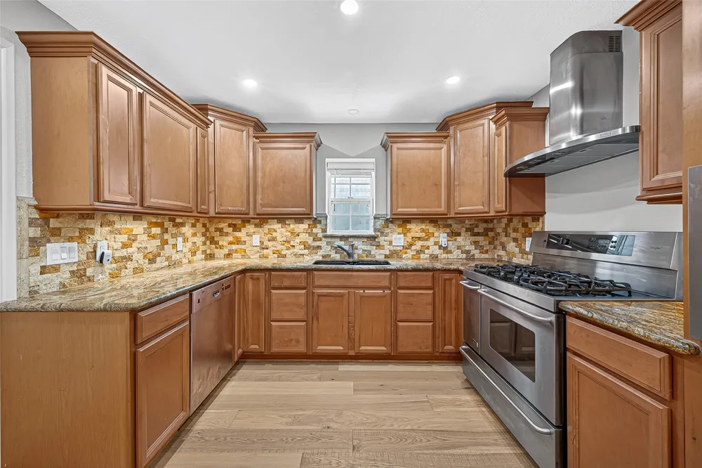 1609 Cheshire Lane Houston, TX 77018