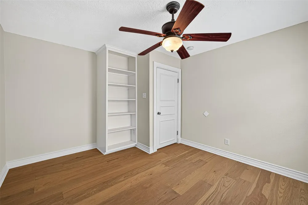 1609 Cheshire Lane Houston, TX 77018