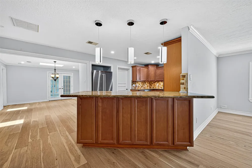 1609 Cheshire Lane Houston, TX 77018