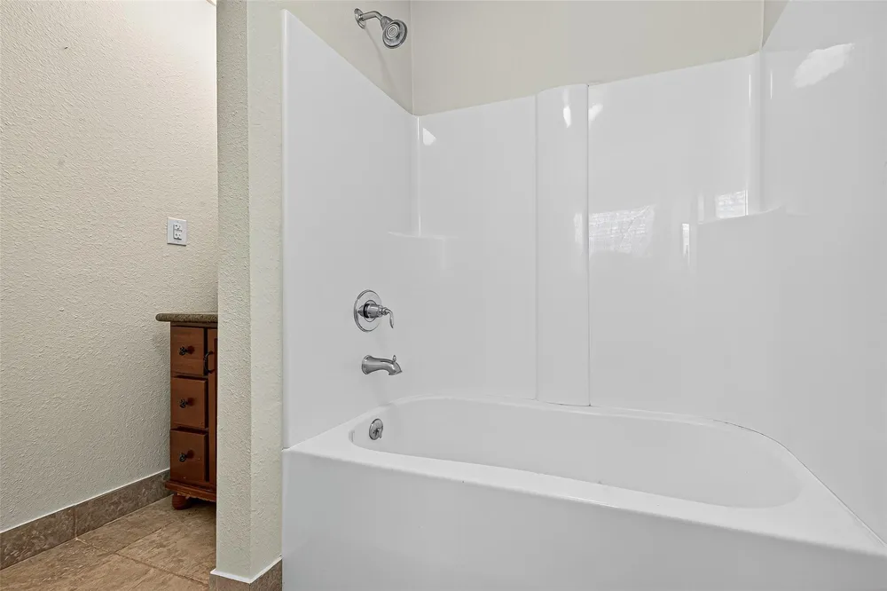 1609 Cheshire Lane Houston, TX 77018