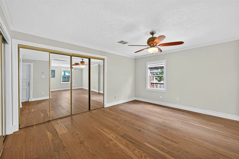 1609 Cheshire Lane Houston, TX 77018