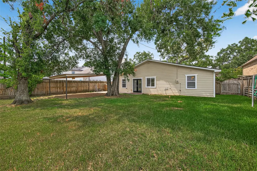 1609 Cheshire Lane Houston, TX 77018