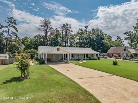 147 Hemlock Road