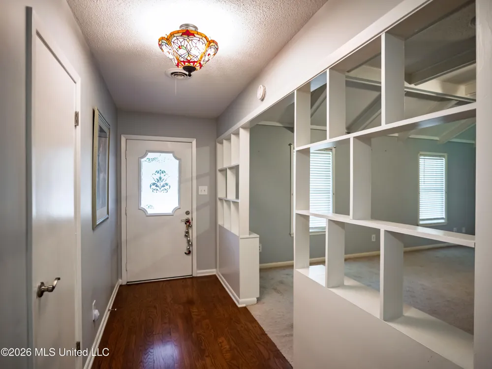 147 Hemlock Road Batesville, MS 38606