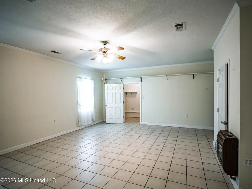 147 Hemlock Road Batesville, MS 38606