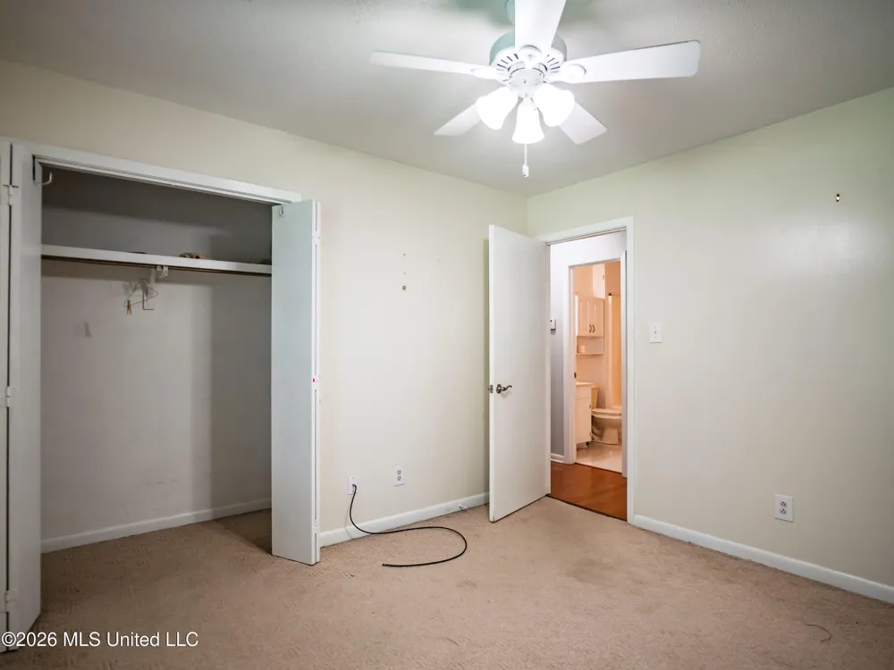 147 Hemlock Road Batesville, MS 38606