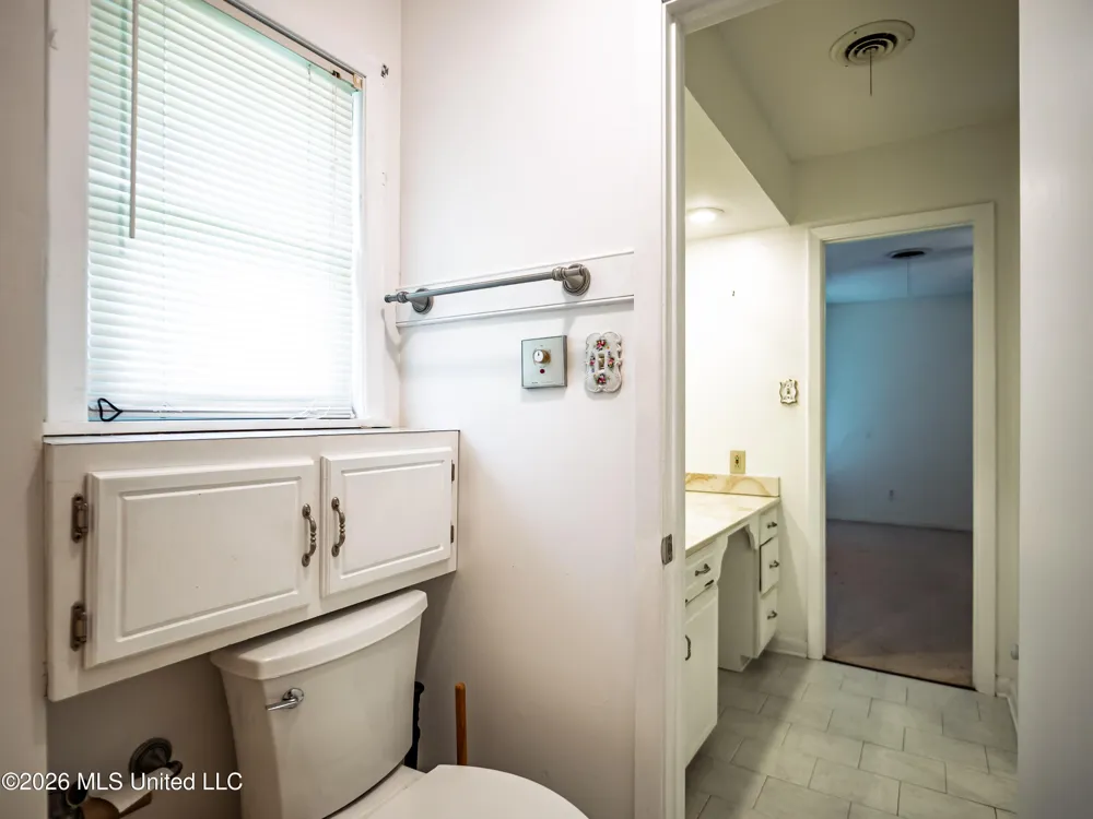 147 Hemlock Road Batesville, MS 38606
