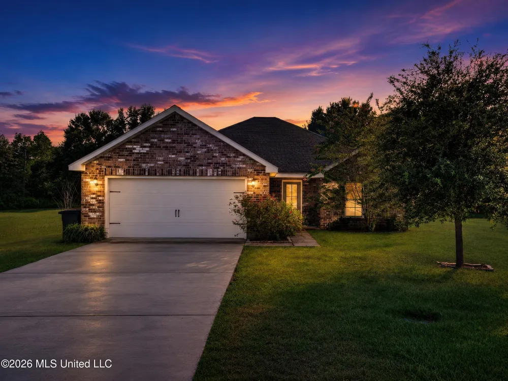 5 Elk Court Picayune, MS 39466