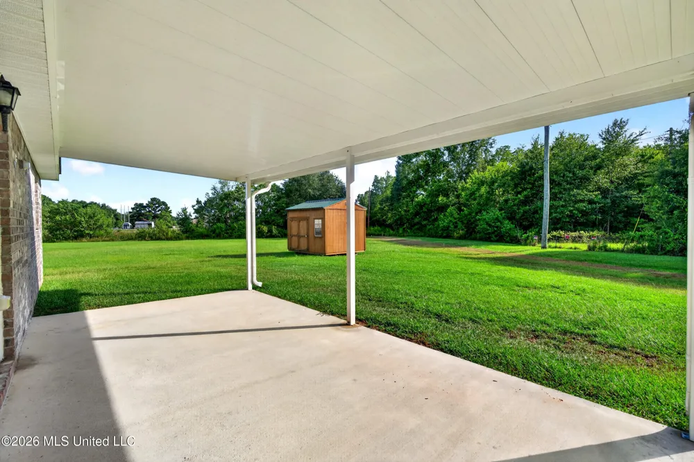5 Elk Court Picayune, MS 39466