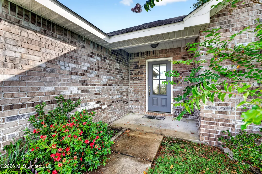 5 Elk Court Picayune, MS 39466