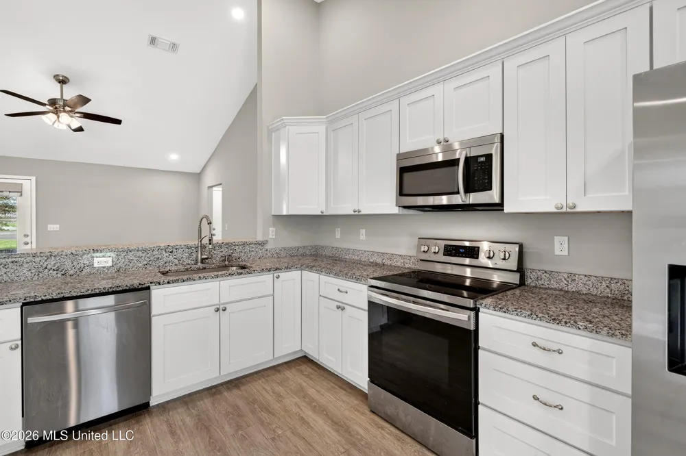 5 Elk Court Picayune, MS 39466