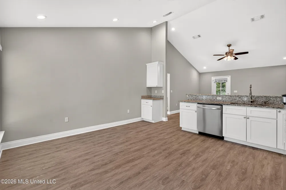 5 Elk Court Picayune, MS 39466