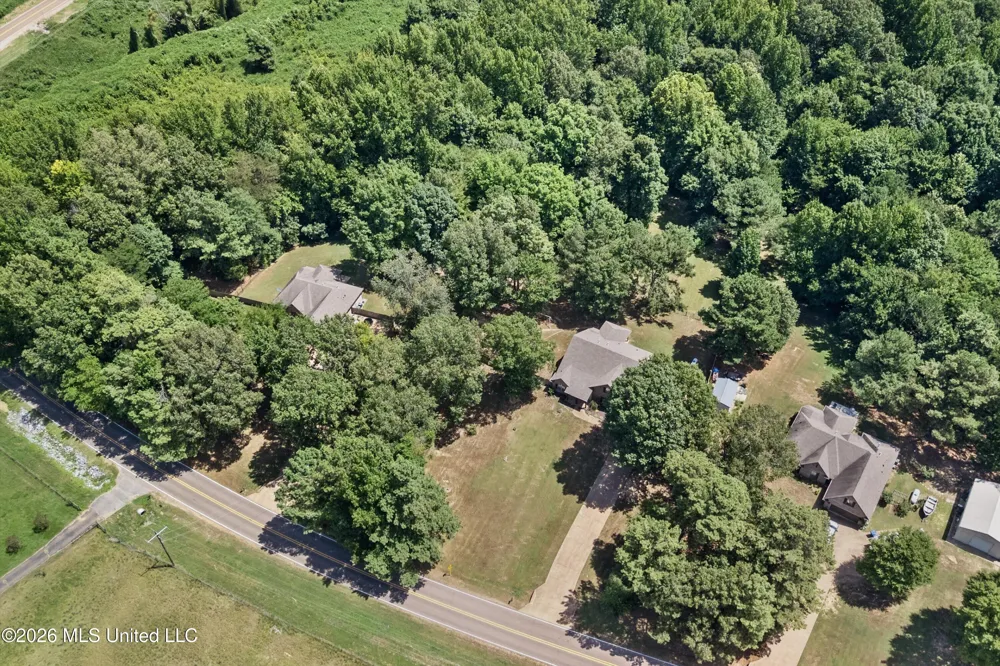 2896 Tulane Road Nesbit, MS 38651