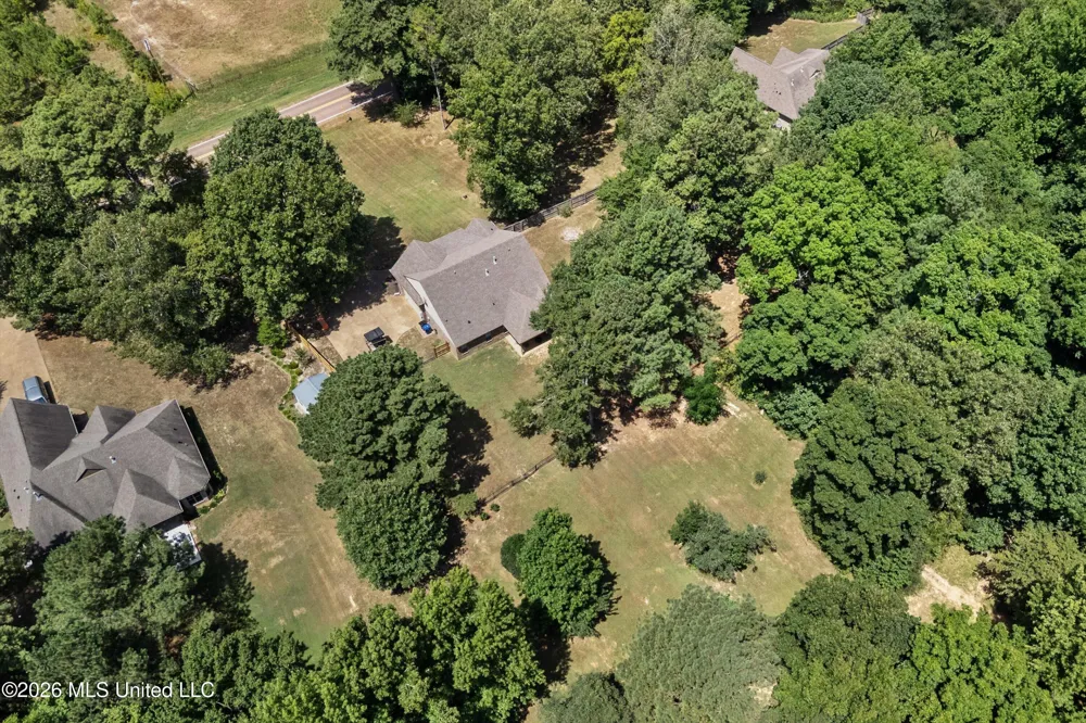 2896 Tulane Road Nesbit, MS 38651