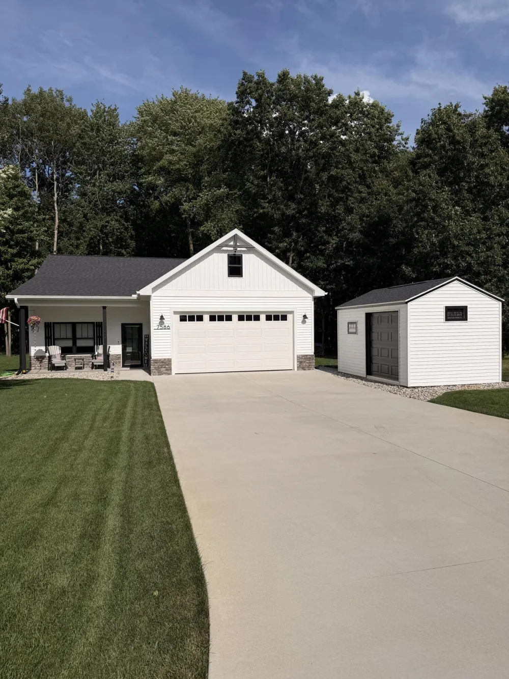 7586 Regency Lane Canadian Lakes, MI 49346