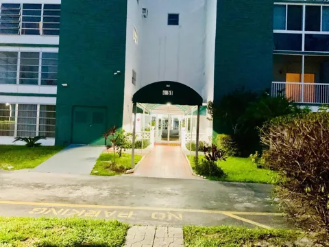 4751 NW 21ST STREET #116