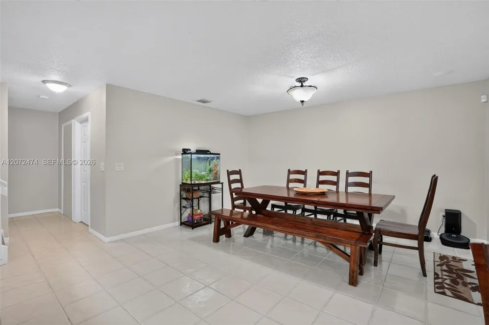 18253 SW 5th St Pembroke Pines, FL 33029