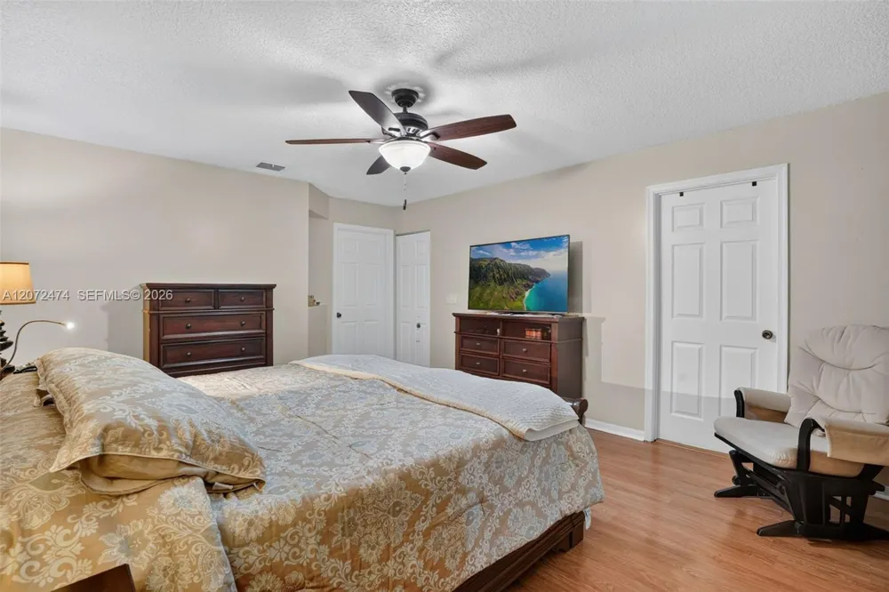 18253 SW 5th St Pembroke Pines, FL 33029