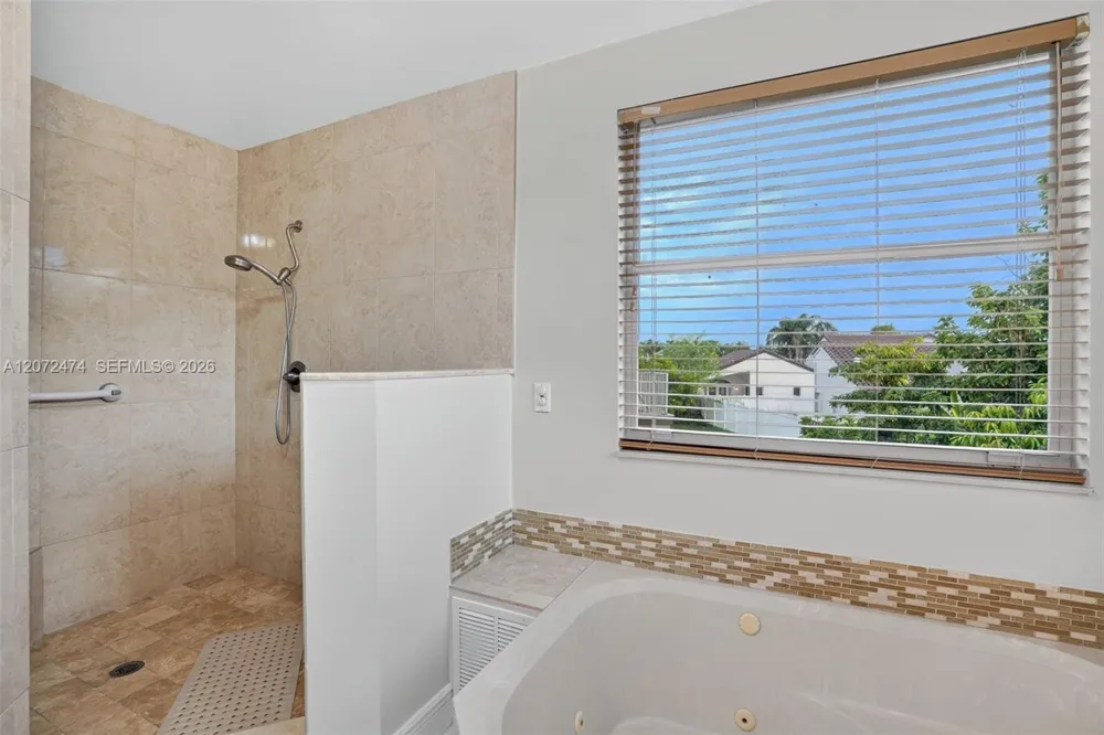 18253 SW 5th St Pembroke Pines, FL 33029