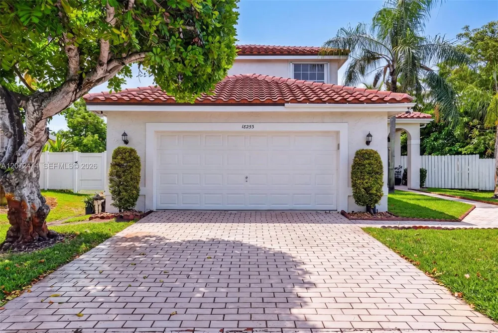 18253 SW 5th St Pembroke Pines, FL 33029