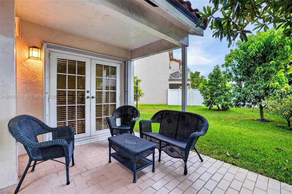 18253 SW 5th St Pembroke Pines, FL 33029