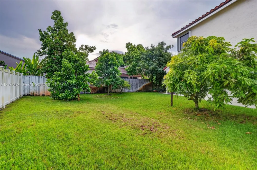 18253 SW 5th St Pembroke Pines, FL 33029