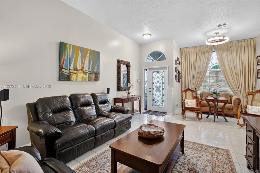 18253 SW 5th St Pembroke Pines, FL 33029
