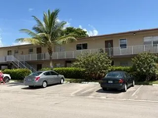 7300 NW 4th Place #105 Margate, FL 33063