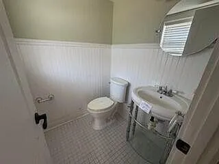 7300 NW 4th Place #105 Margate, FL 33063