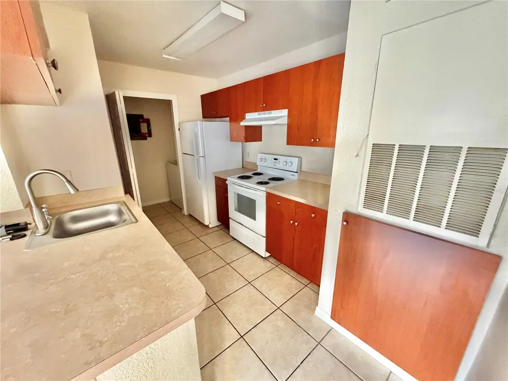 2550 ALAFAYA TRAIL #2111 Orlando, FL 32826