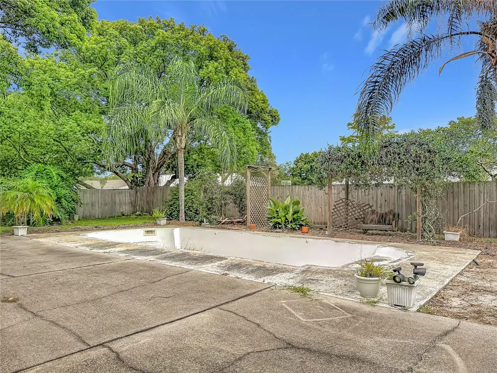 8431 PAMLICO STREET Orlando, FL 32817