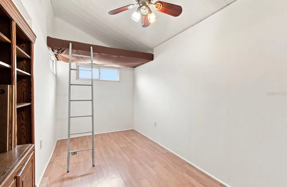 1932 GREGORY DRIVE Tampa, FL 33613