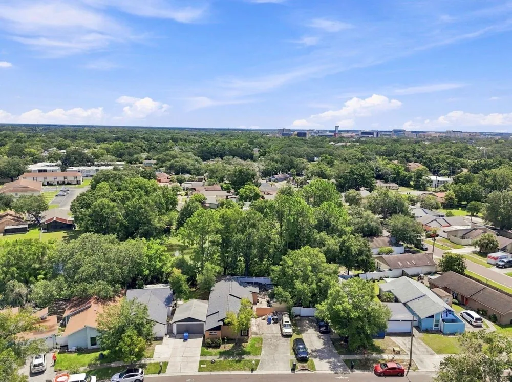 1932 GREGORY DRIVE Tampa, FL 33613